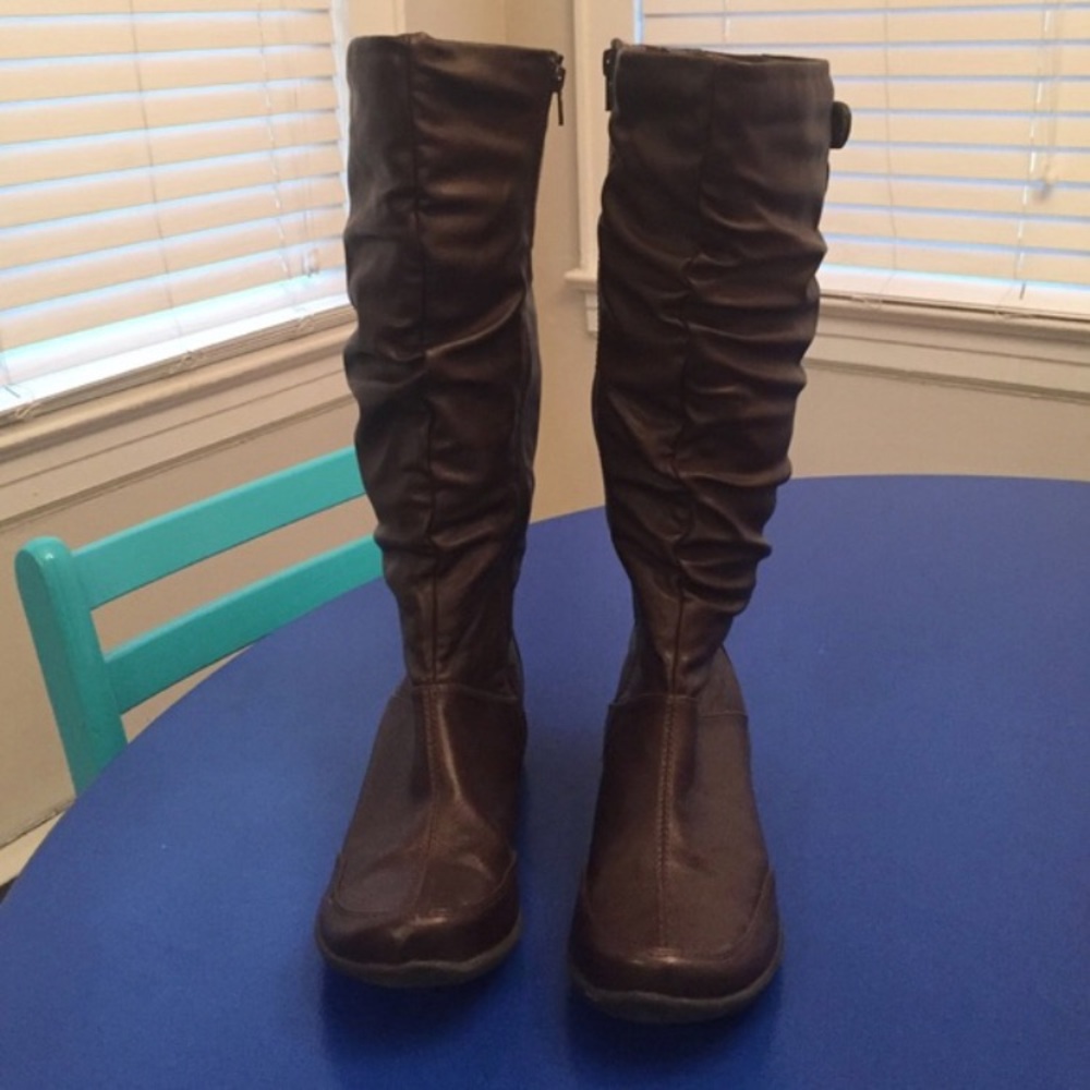 Hush Puppies Dark Brown faux leather boots